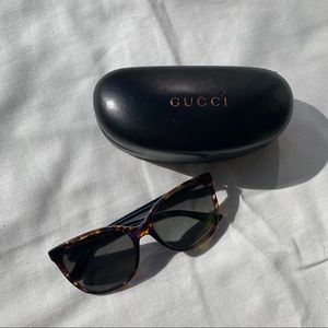 Authentic Gucci Sunglasses Tortoise Frames GG